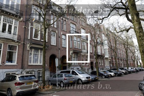 Amsterdam 11 mei 2021
Huis Van Chantal Janzen in Amsterdam zuid