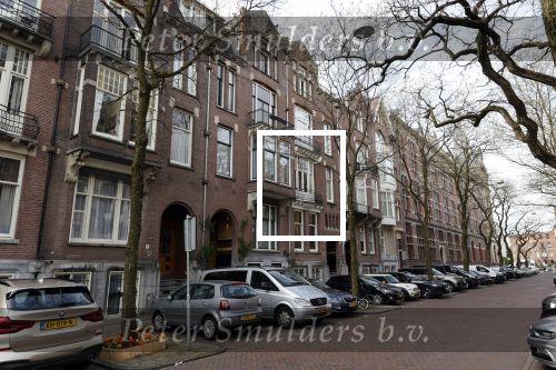 Amsterdam 11 mei 2021
Huis Van Chantal Janzen in Amsterdam zuid