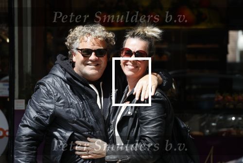 Amsterdam 12 mei 2021
Dirk Zeelenberg met zijn vrouw Suus in Amsterdam zuid