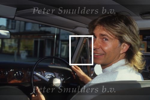 Weston, Connecticut. Engeland 18 Mei 1989]Dominic Grant en Scott Fitzgerald  op de tennisbaan 
Dominic rijdt met een Rolls Royce