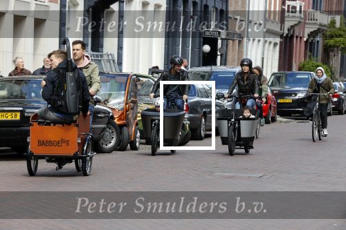 Amsterdam 17 mei 2021
Electrische bakfiets op de pc hooftstraat