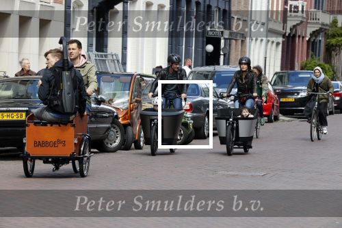 Amsterdam 17 mei 2021
Electrische bakfiets op de pc hooftstraat