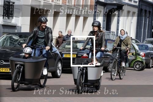 Amsterdam 17 mei 2021
Electrische bakfiets op de pc hooftstraat