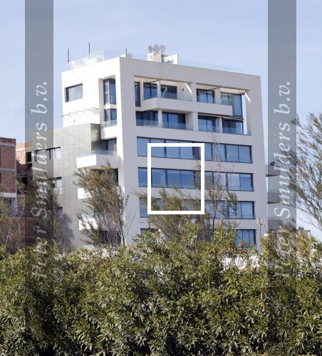 Ibiza 23 april 2021
Ruud Gullit en Estelle Cruijff hebben allebei een appartement in dit complex . Het appartement van Estelle staat te koop