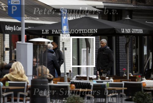 Amsterdam 6 mei 2021
Frank Rijkaard doet boodschappen in Amsterdam zuid