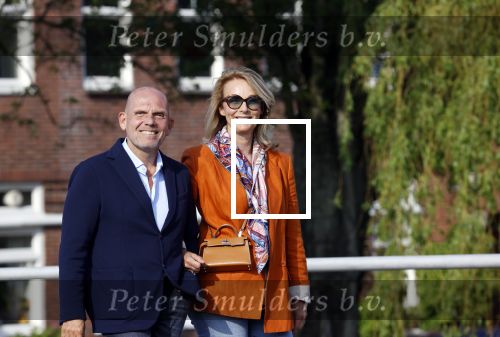 Amsterdam 13 mei 2021
Jaap v Zweden en zijn vrouw Aaltje wandelend door Amsterdam