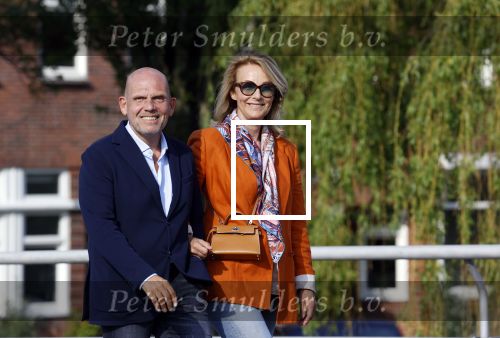Amsterdam 13 mei 2021
Jaap v Zweden en zijn vrouw Aaltje wandelend door Amsterdam