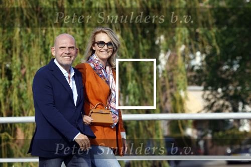Amsterdam 13 mei 2021
Jaap v Zweden en zijn vrouw Aaltje wandelend door Amsterdam