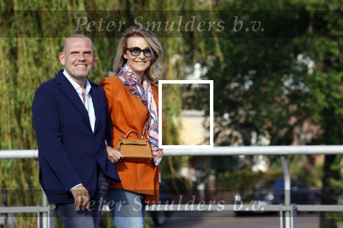 Amsterdam 13 mei 2021
Jaap v Zweden en zijn vrouw Aaltje wandelend door Amsterdam