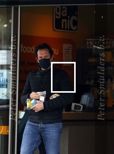 Amsterdam 3 mei 2021
Jacob Derwig doet boodschappen