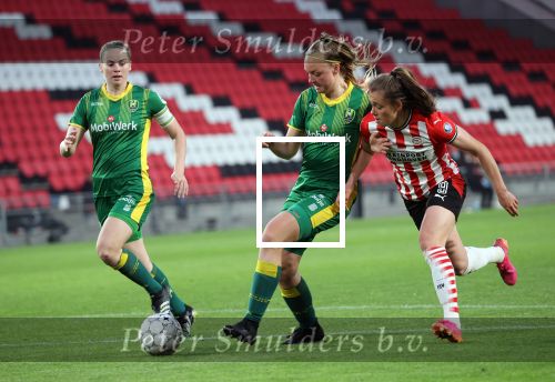 Eindhoven 14 Mei 2021
PSV-ADO Den Haag Dames, eindstand 6-2
Joelle Smits