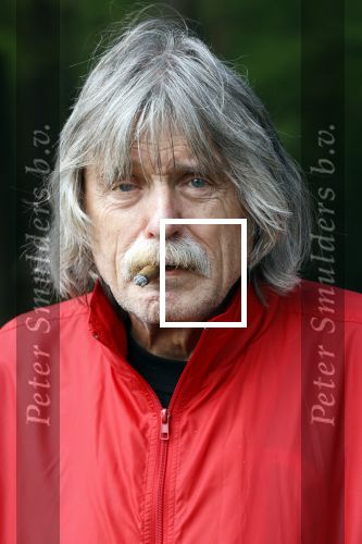 Rolde 19 mei 2021
Johan Derksen aan het wandelen met zijn hond in de boosen bij Rolde
