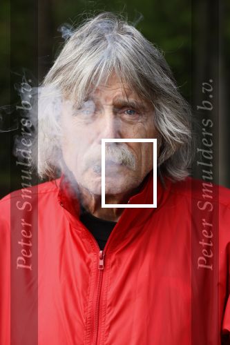 Rolde 19 mei 2021
Johan Derksen aan het wandelen met zijn hond in de boosen bij Rolde