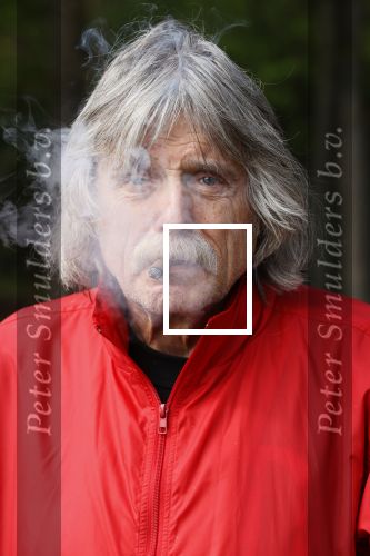 Rolde 19 mei 2021
Johan Derksen aan het wandelen met zijn hond in de boosen bij Rolde