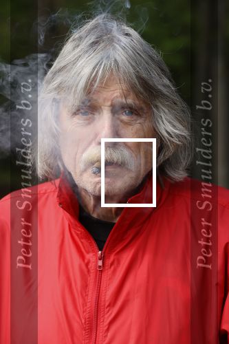 Rolde 19 mei 2021
Johan Derksen aan het wandelen met zijn hond in de boosen bij Rolde