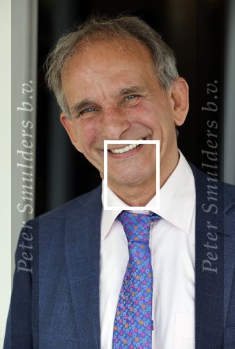 Nijkerk 22 mei 2021
Rene le Blanc overhandigt Johan Vlemmix award voor uitbrengen 175 cd \'s
