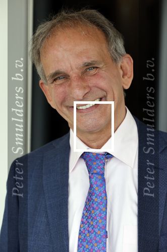 Nijkerk 22 mei 2021
Rene le Blanc overhandigt Johan Vlemmix award voor uitbrengen 175 cd \'s