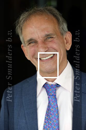 Nijkerk 22 mei 2021
Rene le Blanc overhandigt Johan Vlemmix award voor uitbrengen 175 cd \'s