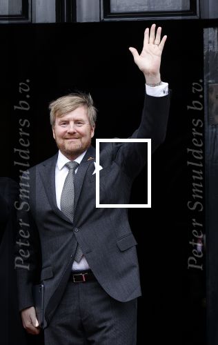 Amsterdam 4 mei 2021
Dodenherdenking op de Dam.
Aanwezig oa Koning Willem Alexander Koningin Maxima Mark Rutte en Vera Bergkamp.