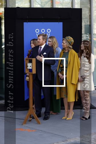 Eindhoven 27 april 2021
Koningsdag 2021 op de High tech Campus in Eindhoven.
Aanwezig Koning Willem Alexander Koningin Maxima Prinses Amalia Prinses Ariane en Prinses Alexia .