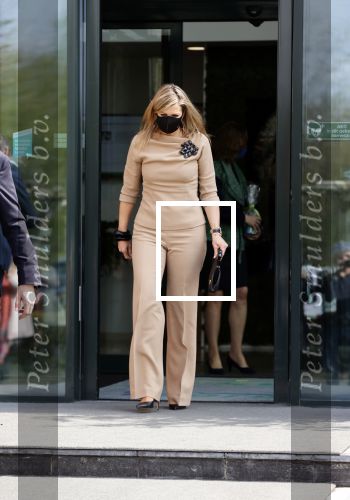 Uden 20 april 2021
Koningin Maxima bezoekt het HQ van CSU . Ze arriveert in haar audi A8
