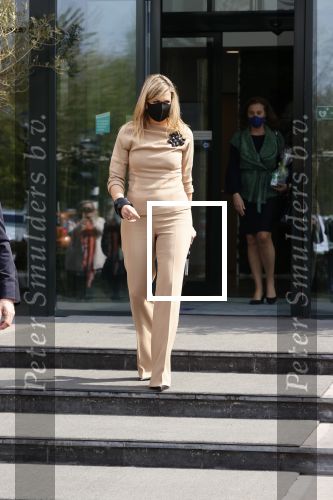 Uden 20 april 2021
Koningin Maxima bezoekt het HQ van CSU . Ze arriveert in haar audi A8