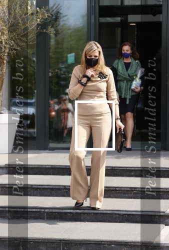 Uden 20 april 2021
Koningin Maxima bezoekt het HQ van CSU . Ze arriveert in haar audi A8