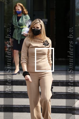 Uden 20 april 2021
Koningin Maxima bezoekt het HQ van CSU . Ze arriveert in haar audi A8