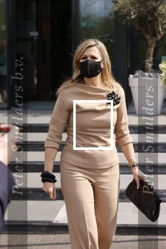 Uden 20 april 2021
Koningin Maxima bezoekt het HQ van CSU . Ze arriveert in haar audi A8