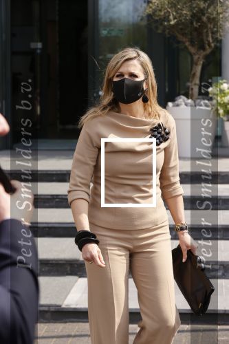 Uden 20 april 2021
Koningin Maxima bezoekt het HQ van CSU . Ze arriveert in haar audi A8