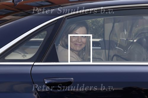 Uden 20 april 2021
Koningin Maxima bezoekt het HQ van CSU . Ze arriveert in haar audi A8