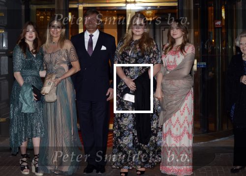 Amsterdam 12 mei 2021
Koning Willem Alexander Koningin Maxima Prinses Beatrix Prinses Amalia Alexia en Ariane bij Carre vanwege de 50e verjaardag van Koningin Maxima