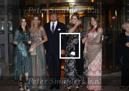 Amsterdam 12 mei 2021
Koning Willem Alexander Koningin Maxima Prinses Beatrix Prinses Amalia Alexia en Ariane bij Carre vanwege de 50e verjaardag van Koningin Maxima