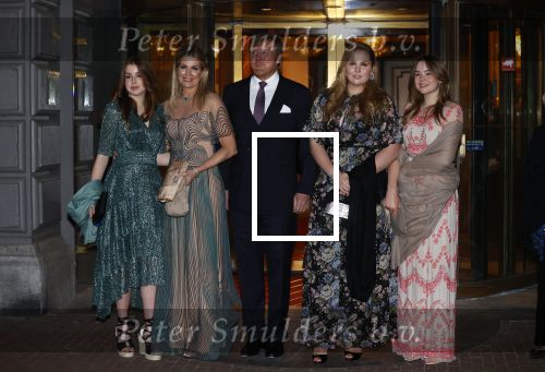 Amsterdam 12 mei 2021
Koning Willem Alexander Koningin Maxima Prinses Beatrix Prinses Amalia Alexia en Ariane bij Carre vanwege de 50e verjaardag van Koningin Maxima