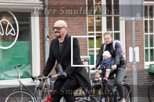 Amsterdam 3 april 2021
Maik de Boer op de fiets in Amsterdam zuid