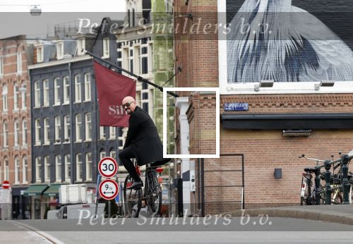 Amsterdam 3 april 2021
Maik de Boer op de fiets in Amsterdam zuid