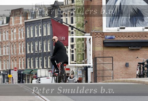 Amsterdam 3 april 2021
Maik de Boer op de fiets in Amsterdam zuid