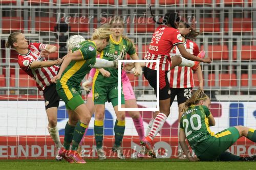 Eindhoven, 14 Mei 2021 PSV-ADO Den Haag Damesvoetbal, eindstand 6-2
Mandy v d Berg