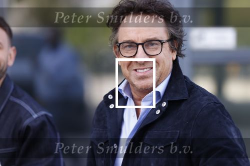 Amsterdam 12 mei 2021
Marco Borsato en Rolf Sanchez arriveren in de porsche Taycan bij Q music