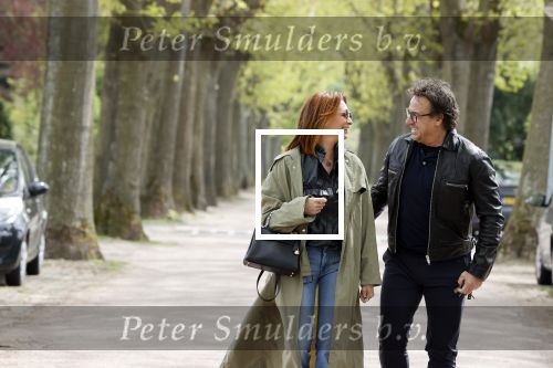 Huizen 15 mei 2021
Marco Borsato en Leontien Borsato vertrekken vanuit Huizen naar de verjaardag van Leco