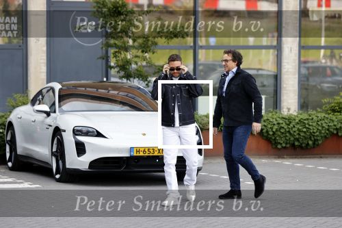Amsterdam 12 mei 2021
Marco Borsato en Rolf Sanchez arriveren in de porsche Taycan bij Q music