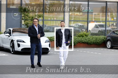 Amsterdam 12 mei 2021
Marco Borsato en Rolf Sanchez arriveren in de porsche Taycan bij Q music