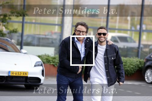 Amsterdam 12 mei 2021
Marco Borsato en Rolf Sanchez arriveren in de porsche Taycan bij Q music