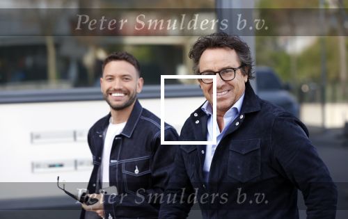 Amsterdam 12 mei 2021
Marco Borsato en Rolf Sanchez arriveren in de porsche Taycan bij Q music