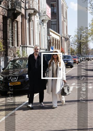 Amsterdam 17 april 2021
Ruud de Wild en Olcay Gulsen op straat en in de Auto
