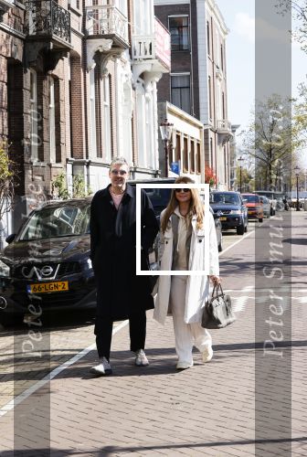 Amsterdam 17 april 2021
Ruud de Wild en Olcay Gulsen op straat en in de Auto