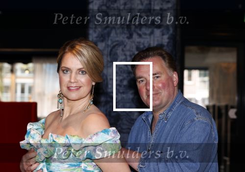 Amsterdam 30 april 2021
Koningin Maxima Look a like Cathelijne Schrauwen voor reportage in story met medewweking van Paul Schulten . Shoot vond plaats in het Andaz hotel