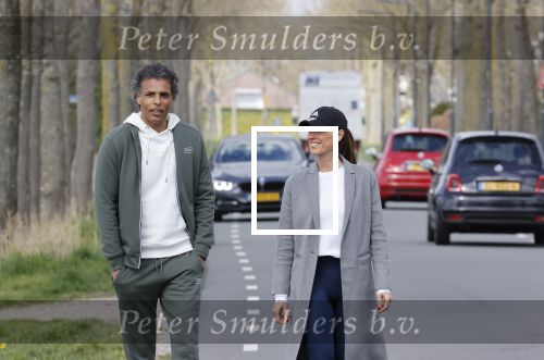 Prinsenbeek 3 april 2021
Pierre v Hooijdonk met zijn nieuwe vriendin Elvira v Diemen