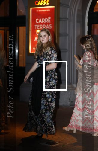 Amsterdam 12 mei 2021
Koning Willem Alexander Koningin Maxima Prinses Beatrix Prinses Amalia Alexia en Ariane bij Carre vanwege de 50e verjaardag van Koningin Maxima