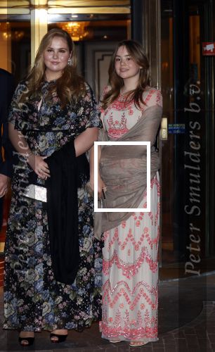 Amsterdam 12 mei 2021
Koning Willem Alexander Koningin Maxima Prinses Beatrix Prinses Amalia Alexia en Ariane bij Carre vanwege de 50e verjaardag van Koningin Maxima